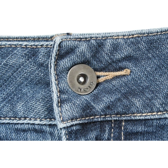 NOIR Embroidered Flower Mini Denim Raw Hem Skirt Size 12 Y2K - Picture 6 of 6